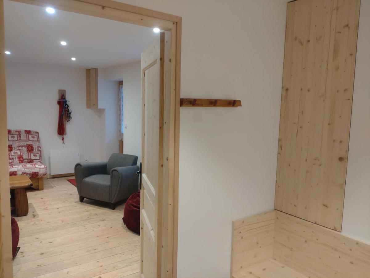 La Maizon Du Bois - Le Haut Appartement De 130 M2 - Le Bas Appartement De 70 M2 Ла-Плань Экстерьер фото